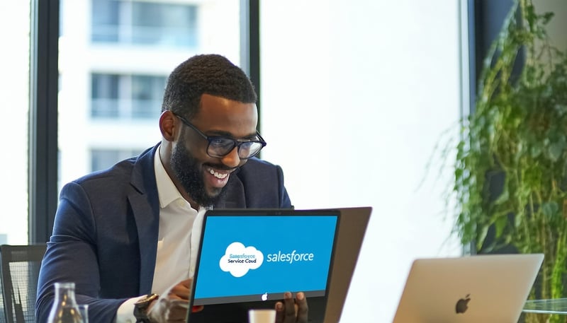 A financial advisor using Salesforce Service Cloud